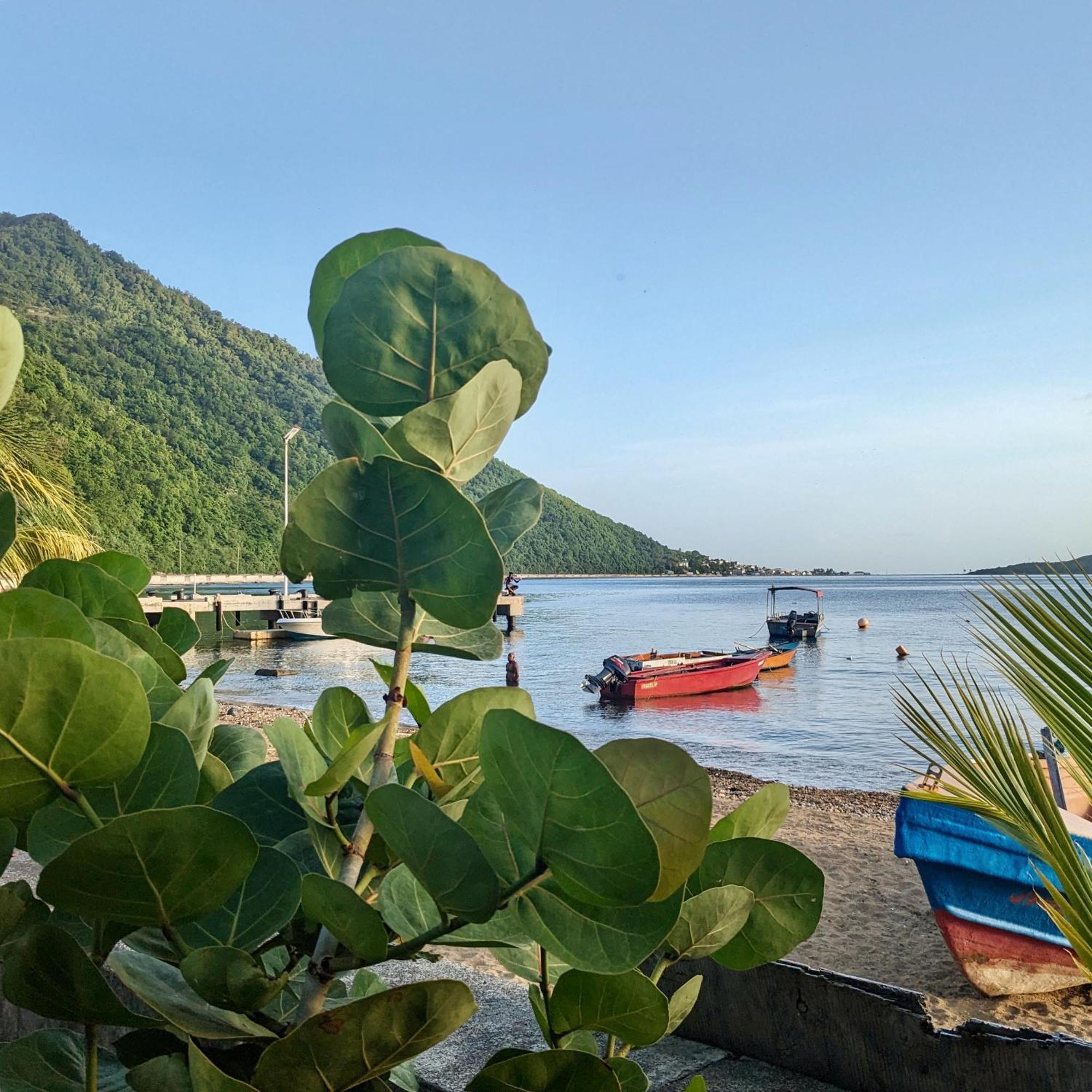 Rainbow Heights Apartment, Soufriere Экстерьер фото