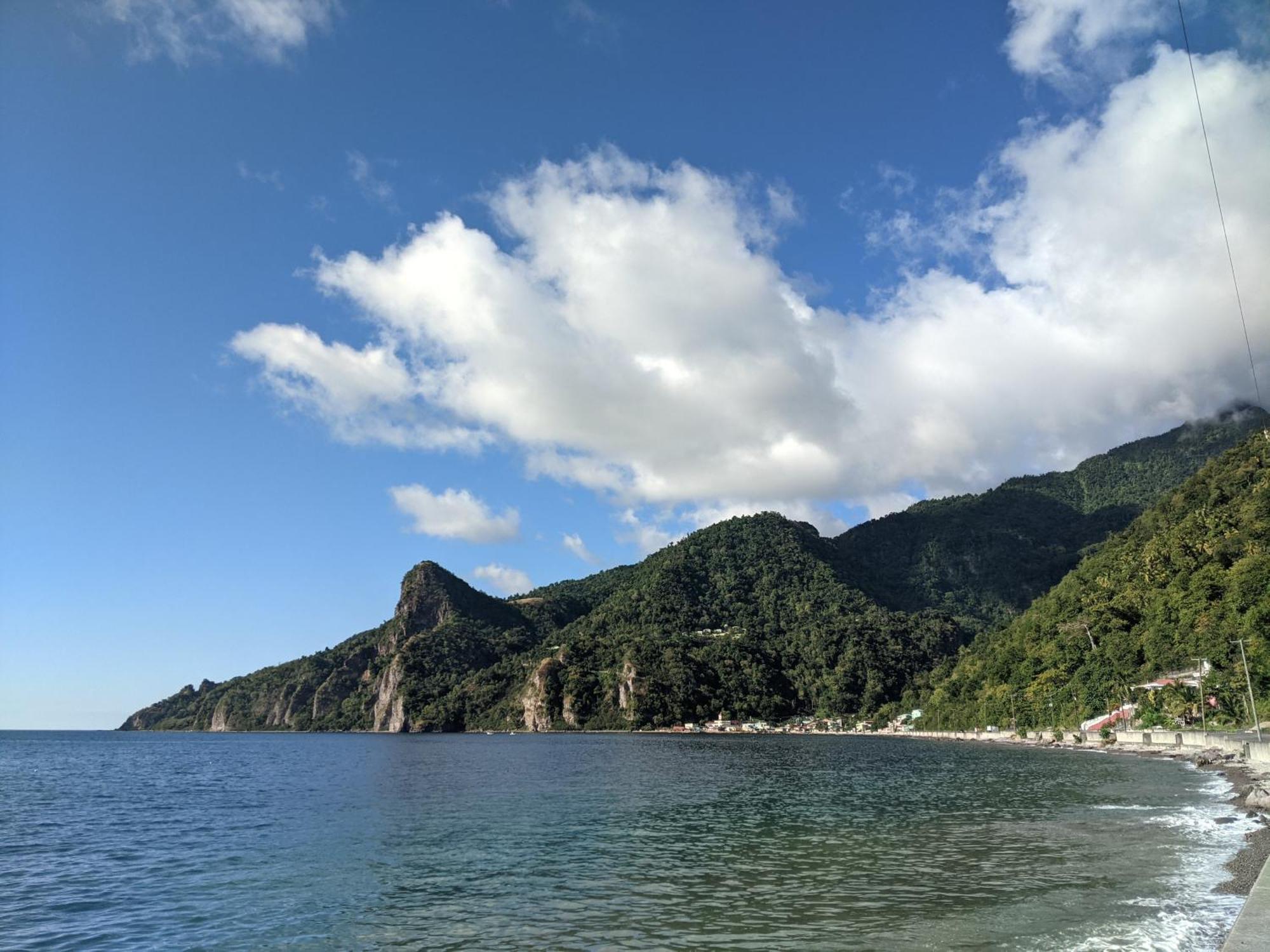 Rainbow Heights Apartment, Soufriere Экстерьер фото